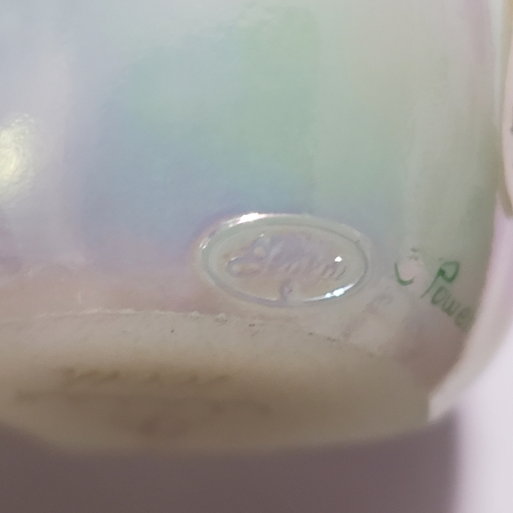 Super cute Fenton 100th Anniversary White Opalescent Teddy Bear - Picture 9 of 9